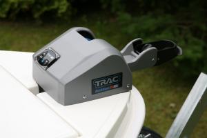 TRAC Deckboat 40 winda kotwiczna
