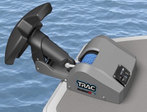 TRAC Deckboat40 river  
